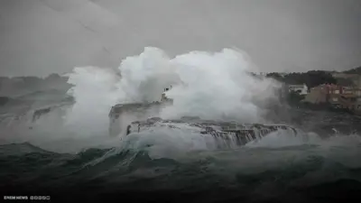 الأرض تهتز والبحر يهدد.. تشيلي على حافة تسونامي مدمر!