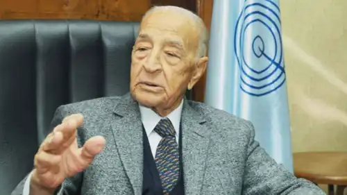 الإذاعي المصري فهمي عمر