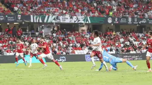 مروان عثمان في مباراة سابقة بين الأهلي وسيراميكا