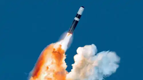 صواريخ Trident II D5 الباليستية 
