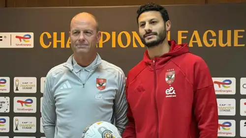 الشناوي ومدربه ييس توروب 