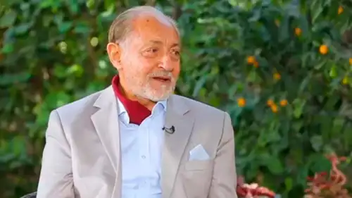 الفنان المصري عبد العزيز مخيون