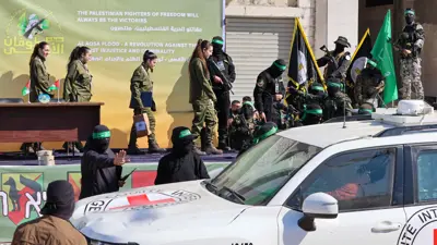 من عملية تبادل الأسرى الثانية في غزة