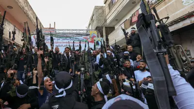 مسلحون فلسطينيون من كتائب بلاطة التابعة لكتائب شهداء الأقصى