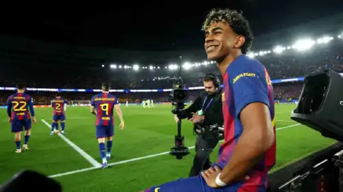 لامين يامال نجم برشلونة