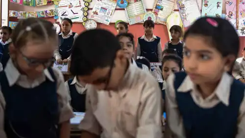 طلبة في إحدى المدارس المصرية 