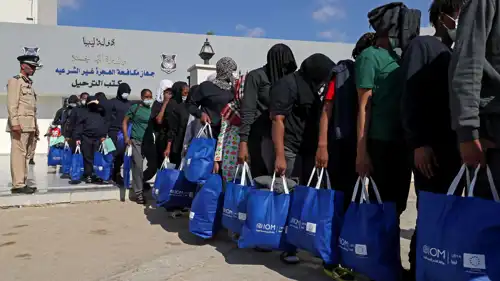مهاجرون غير نظاميين في ليبيا