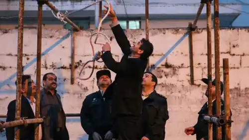 مقصلة إعدام في إيران