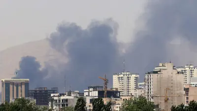 جانب من غارات إسرائيلية على إيران