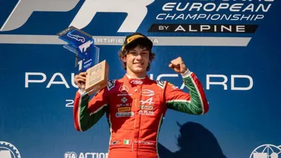 أندريا كيمي أنتونيلي سائق مرسيدس