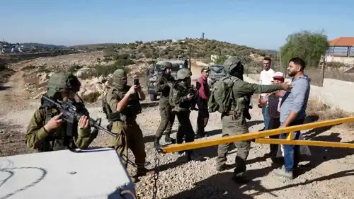 جنود إسرائيليون في الضفة الغربية 