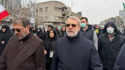 لاريجاني خلال مشاركته في تظاهرة "يوم القدس"