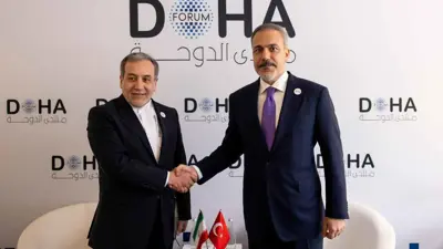 وزيرا خارجية إيران وتركيا في الدوحة