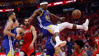 جيمي باتلر لحظة إصابته القوية