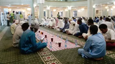 إفطار جماعي في مسجد بتشاد