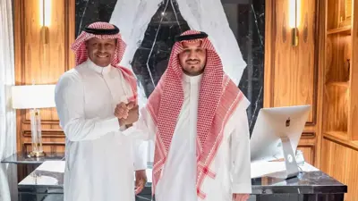 ماجد الجمعان مع عبد الله الماجد رئيس نادي النصر