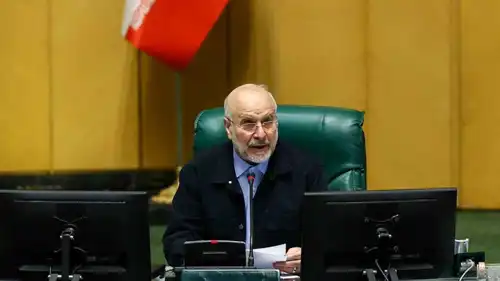 رئيس البرلمان الإيراني محمد باقر قاليباف