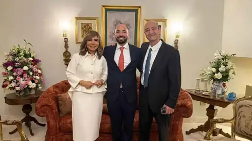 صورة تجمع عمرو أديب ولميس الحديدي