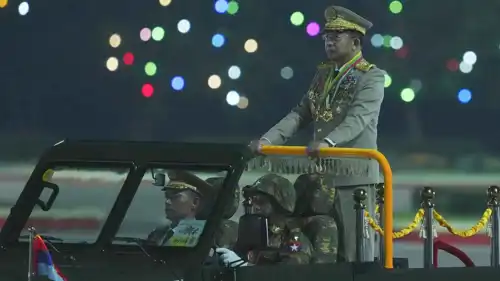 رئيس الحكومة العسكرية في ميانمار الجنرال مين أونغ هلاينغ