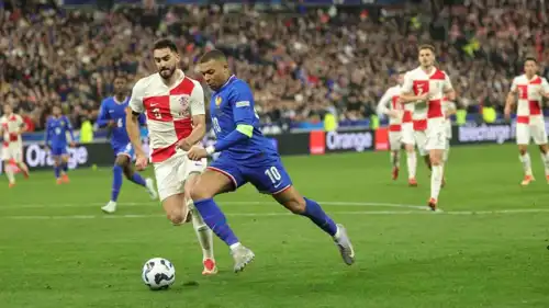 كيليان مبابي في مباراة بين فرنسا وكرواتيا
