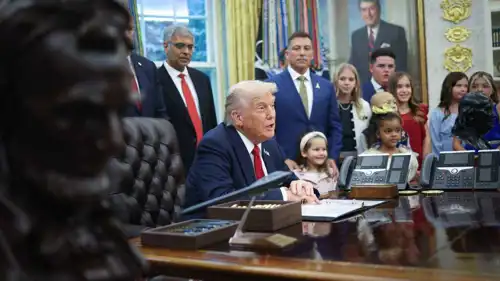 الولايات المتحدة ترسل مشاة البحرية إلى بنما 