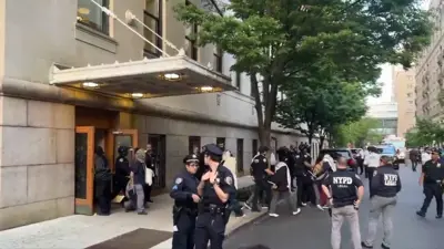 لحظة اعتقال متظاهرين من حرم جامعة كولومبيا