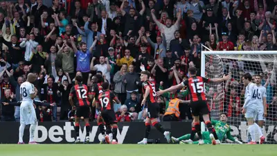 ليستر سيتي يودع الدوري الإنجليزي بالهزيمة أمام بورنموث