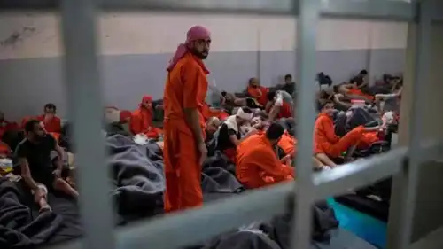 سجناء داعش في سوريا 