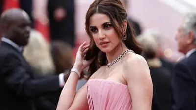 الفنانة درّة