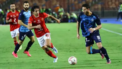 مباراة سابقة بين الأهلي وبيراميدز