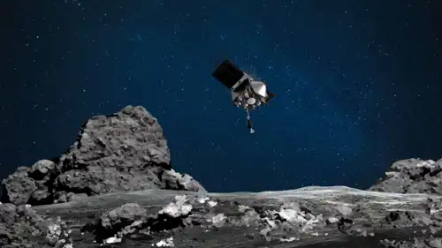 صورة ناسا تظهر رسمًا تخيليًا لمركبة OSIRIS-REx أثناء اقترابها من كويكب بينو لجمع عينات