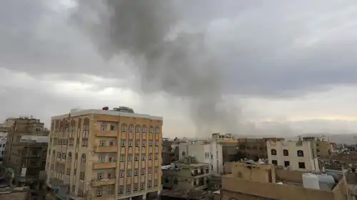 جانب من الغارات الإسرائيلية على صنعاء