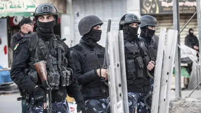 قوات الأمن الفلسطينية وسط مدينة جنين