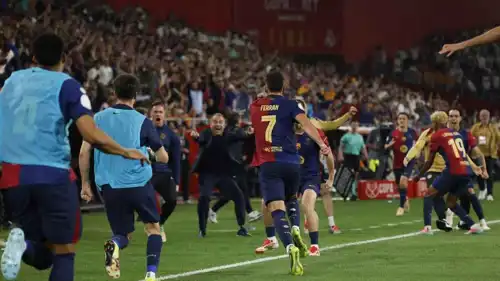 فيران توريس نجم برشلونة