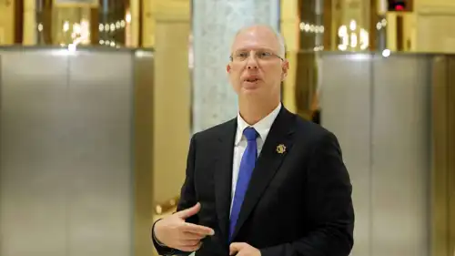 كاريل دميترييف