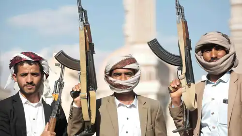 مسلحون ينتمون لمليشيا الحوثي في اليمن