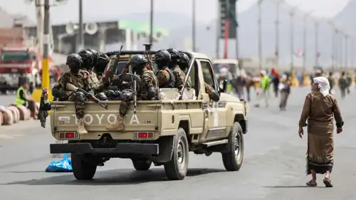 عناصر أمنية حوثية في صنعاء