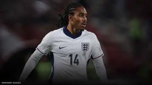 "سبنس".. من هو أول مسلم يمثل منتخب إنجلترا لكرة القدم ؟