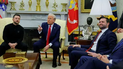 ترامب وزيلينسكي وفانس خلال اللقاء