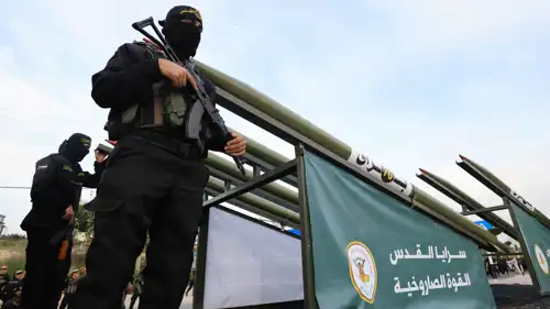 مقاتلان يتبعان حركة "الجهاد الإسلامي"