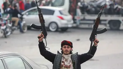 مسلح من المعارضة السورية