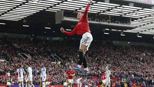 مانشستر يونايتد يقهر كريستال بالاس