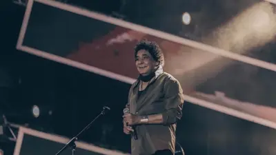 الفنان المصري محمد منير