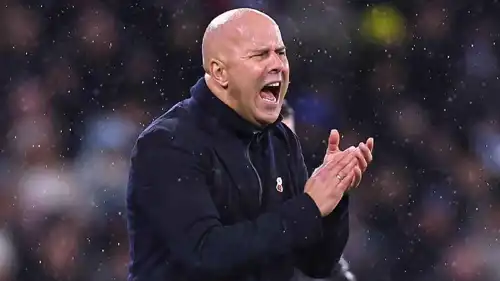 أرني سلوت مدرب ليفربول