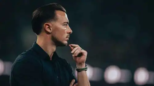 ماتياس يايسله مدرب الأهلي السعودي