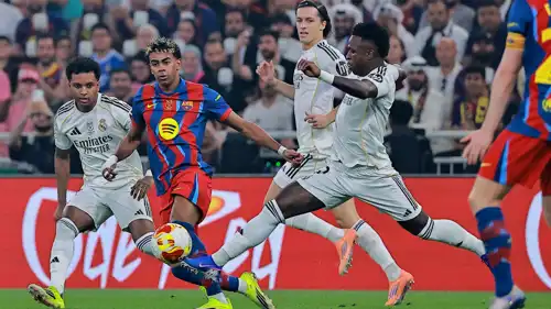 يامال وفينيسيوس ورودريغو في كلاسيكو السوبر الإسباني