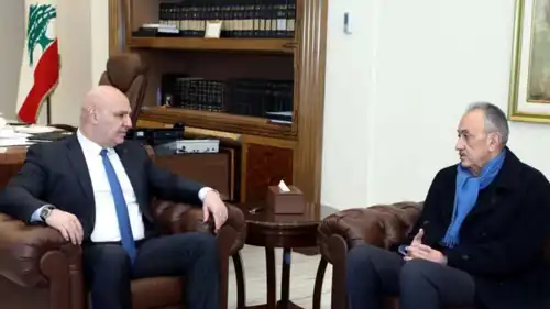 الرئيس اللبناني جوزيف عون خلال استقباله سيمون كرم