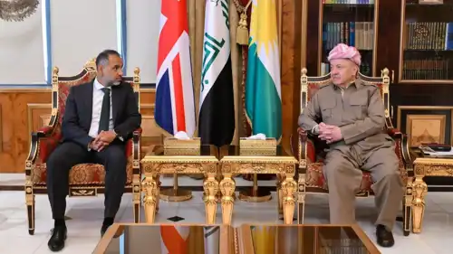 مسعود بارزاني والسفير البريطاني في العراق عرفان صديق