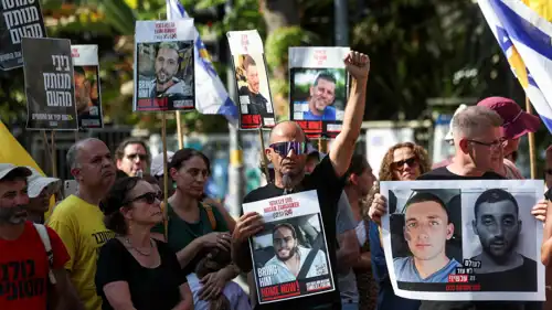 عائلات الرهائن الإسرائيليين
