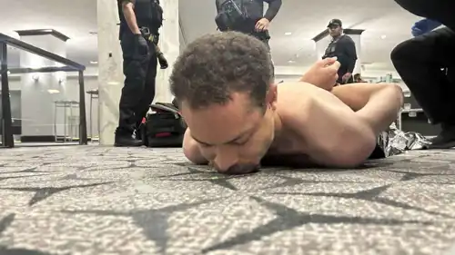 لحظة اعتقال كول توماس ألين